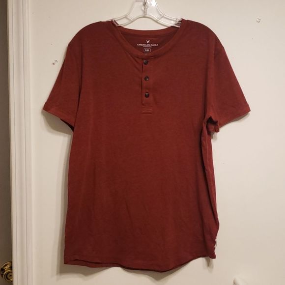 American Eagle top‎ - Picture 1 of 4